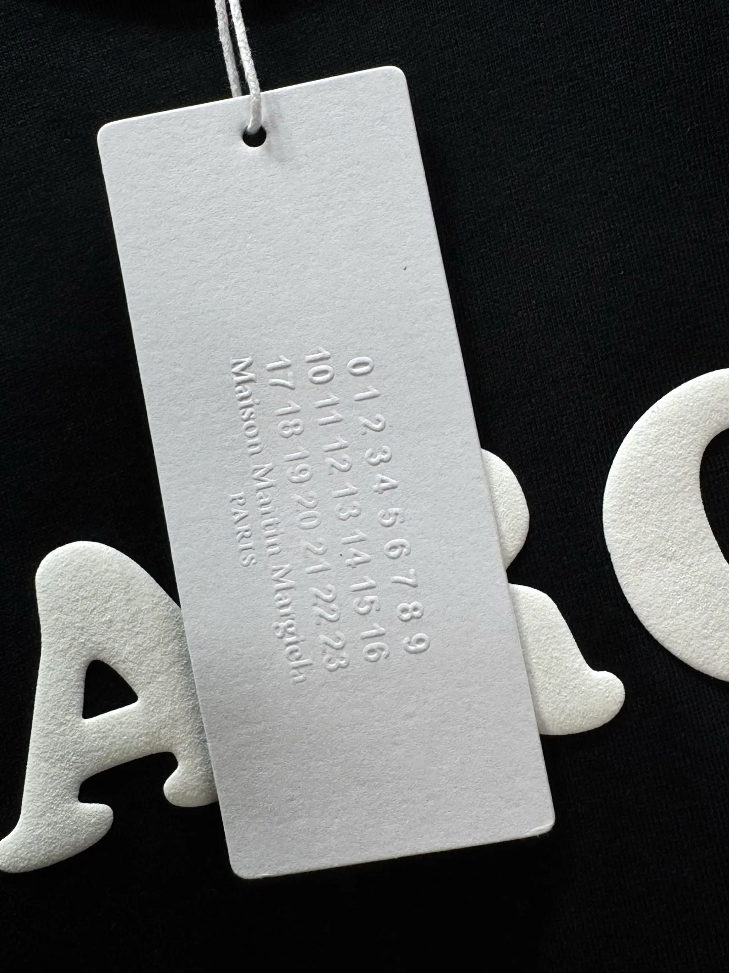Martin Margiela* ‼️ T ® 🖤MM 6Maison Margiela Margie T ， + "MARGIE" ， ! ， Oversize ， ， ！ ⚠️ ： ⚠️SG 26326 Same Style 𝐂𝐎𝐋𝐎𝐔𝐑：White Black 𝐒𝐈𝐙𝐄：S-XXL